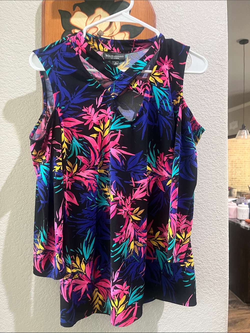 BOLD elements Black Cold-Shoulder Tank Top with Pink, Blue & Yellow Floral Print